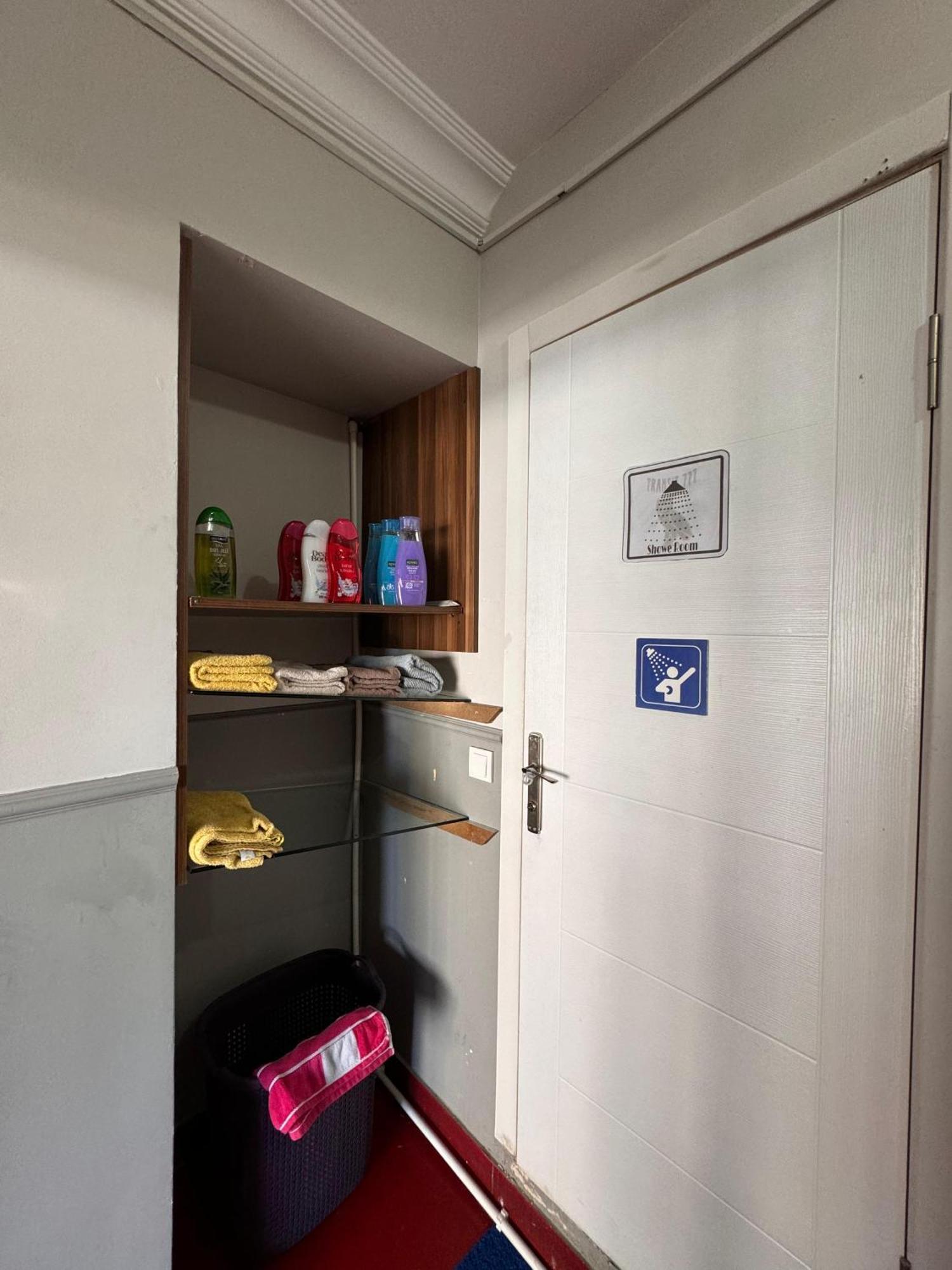 Transit Hotel Isztambul Kültér fotó